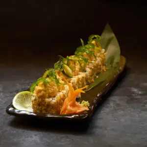Wakame Ebi Roll